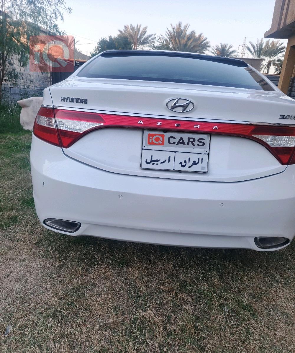 هيونداي أزيرا
